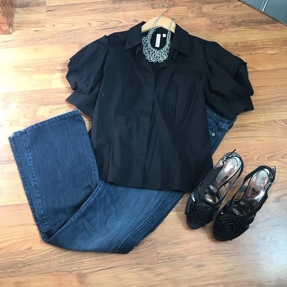 Robbi and Nikki black shirt w puff short sleeves - Picture 2 of 16
